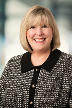 Anne_Cieminski_DMLO_-cpas_advisors_235x350 Anne Cieminski headshot _ DMLO Cpas and Advisors